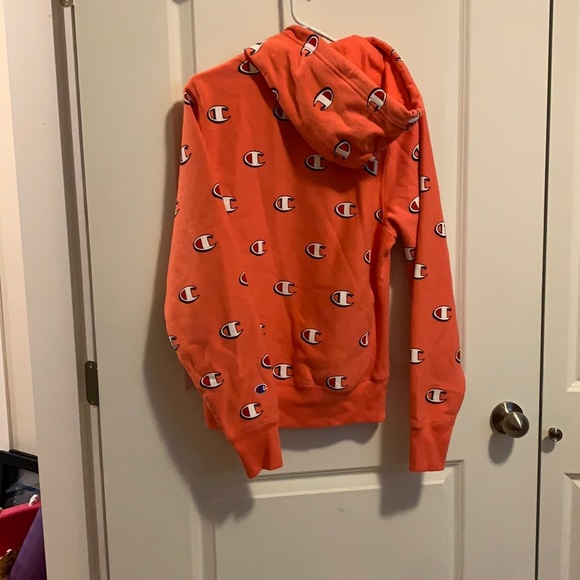 champion logo hoodie - Picture 4 of 4